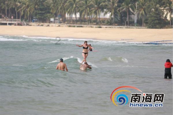 特朗普卷土重来，多个美国盟友“恐慌”，马克龙重提战略自主